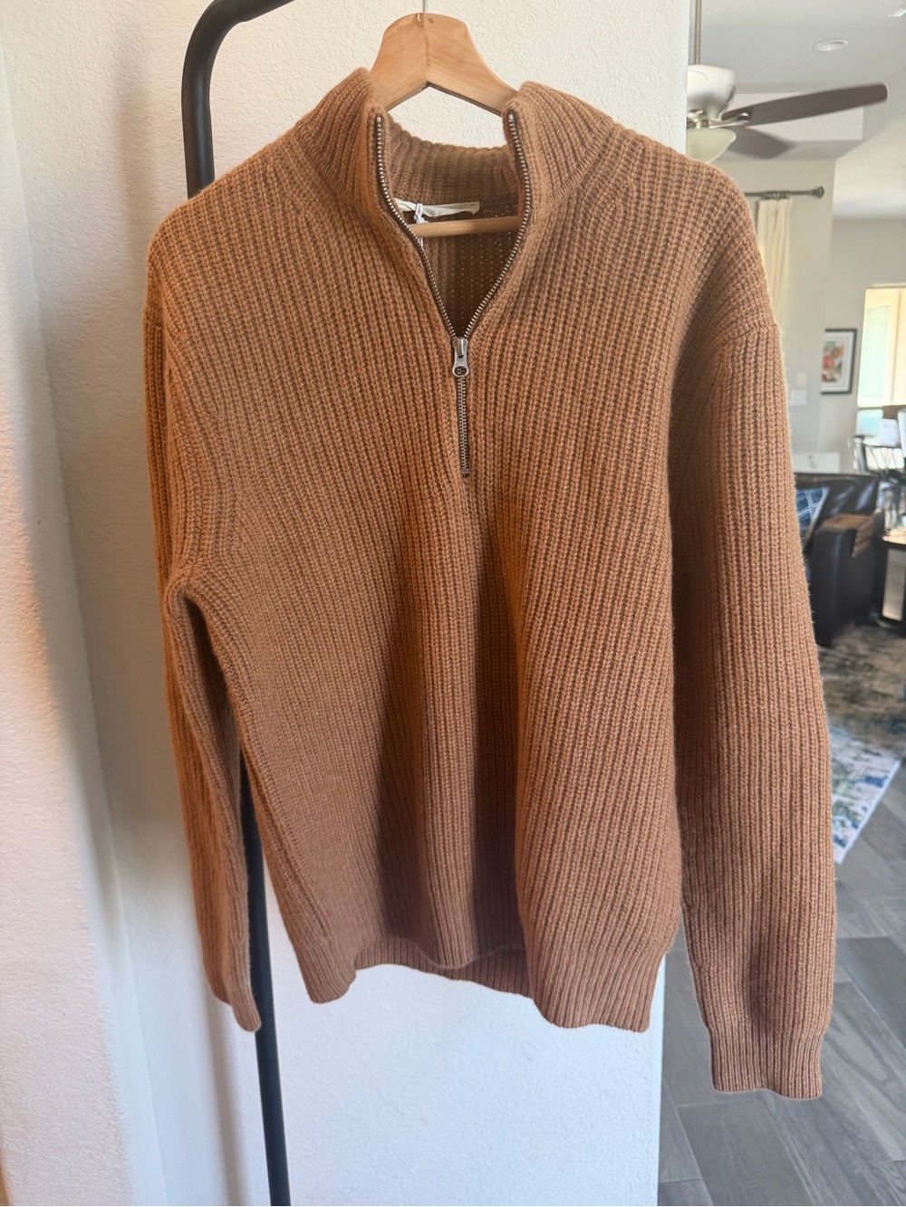Everlane Men's Felted Nerino Ribbed Half-Zip Sweater in Deep Camel S